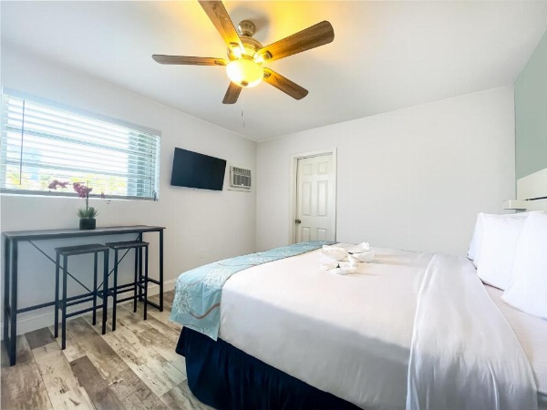 Hollywood Beach Hotels image 18